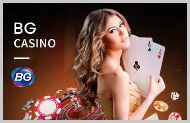 Người chơi Omaha Poker với bốn lá bài tẩy